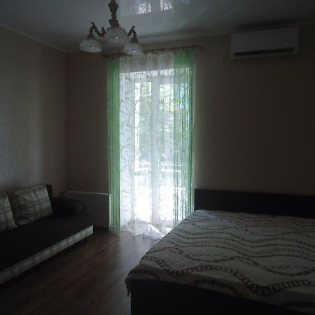 Ferienwohnung Bunin-Apart Odessa Exterior foto